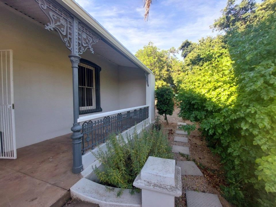 3 Bedroom Property for Sale in Myrtledene Western Cape